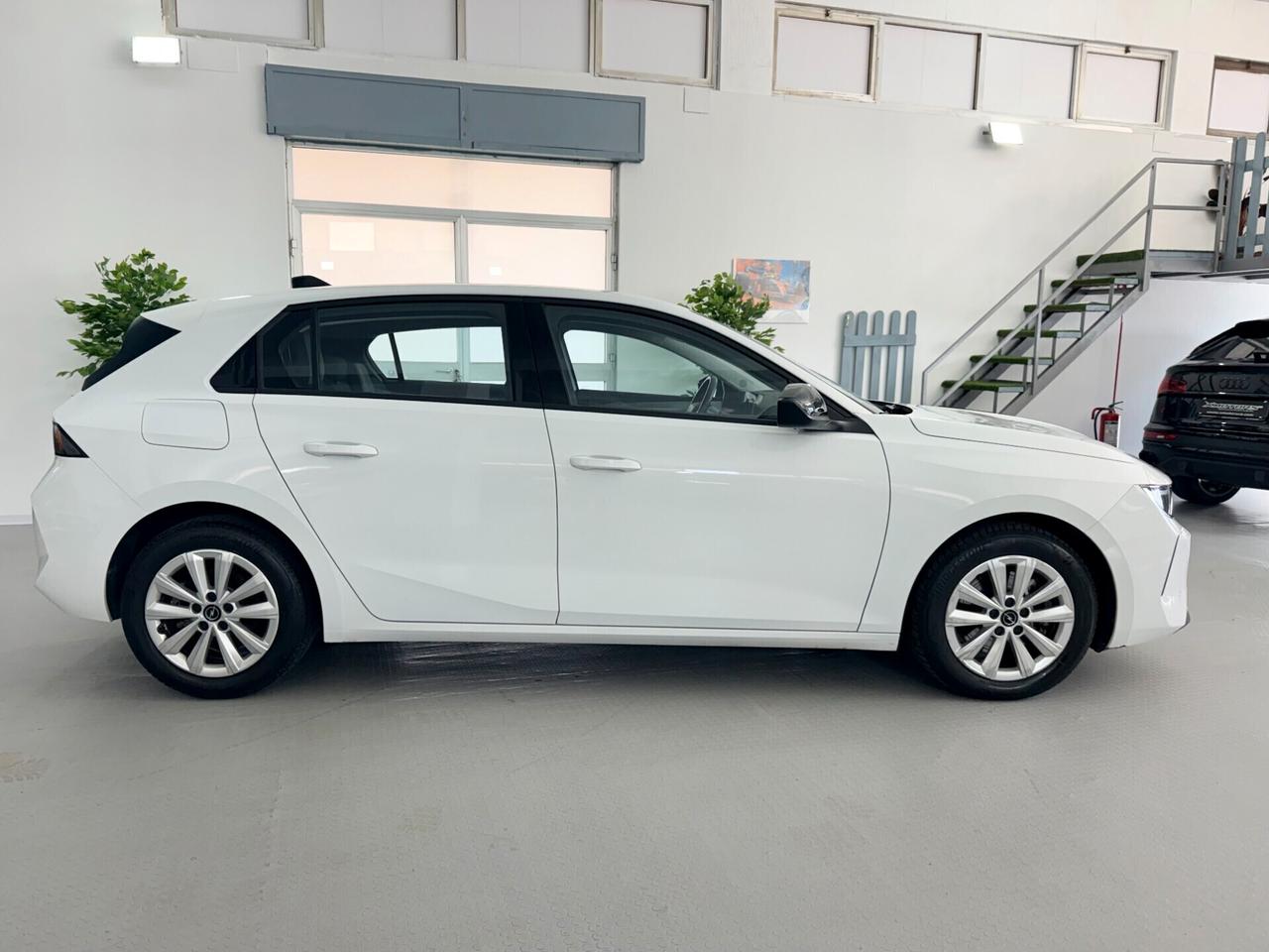 Opel Astra 1.5 Turbo Diesel 130 CV Aziendale Edition