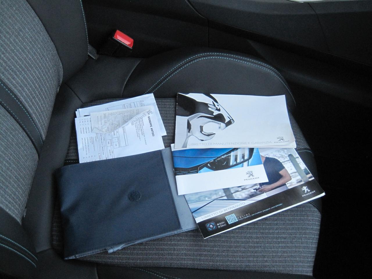 Peugeot 3008 BlueHDi 130 S&S EAT8 Allure Pack