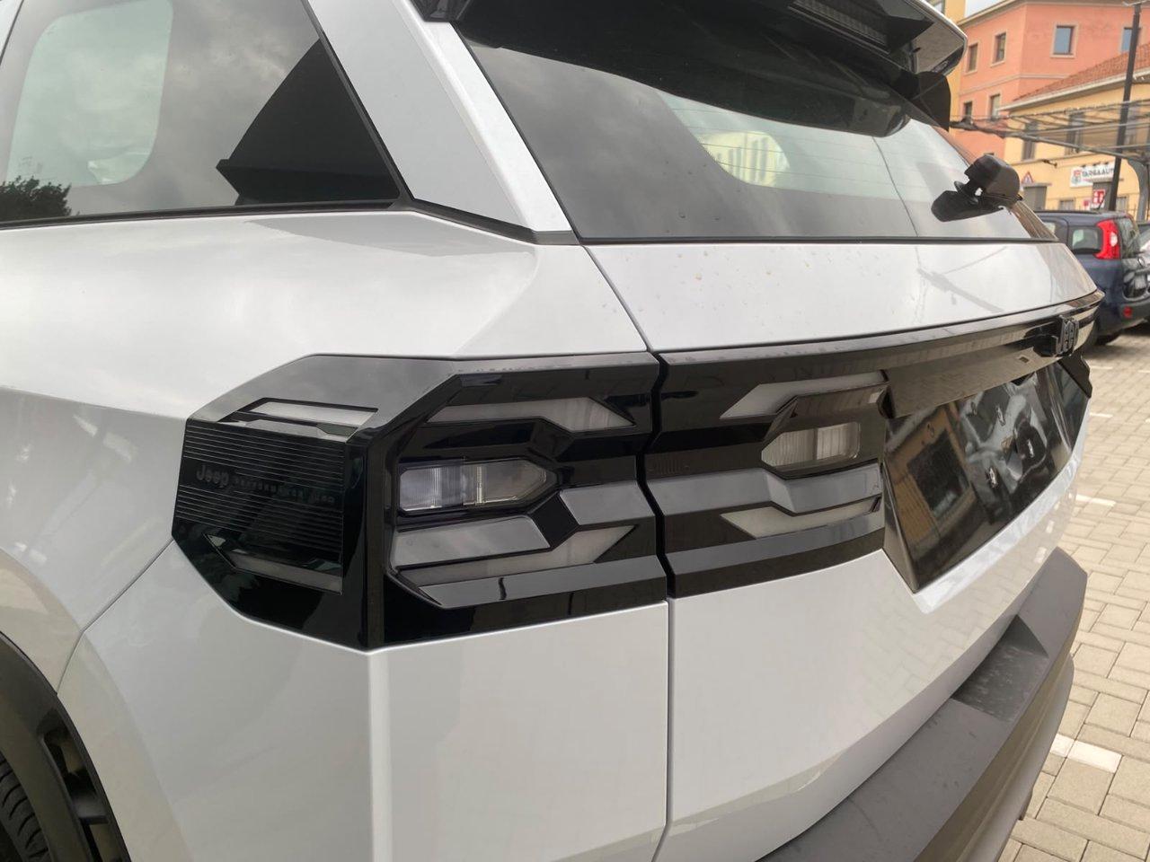 Jeep Compass 1.2 turbo 48V e-hybrid Altitude fwd 145cv edct6