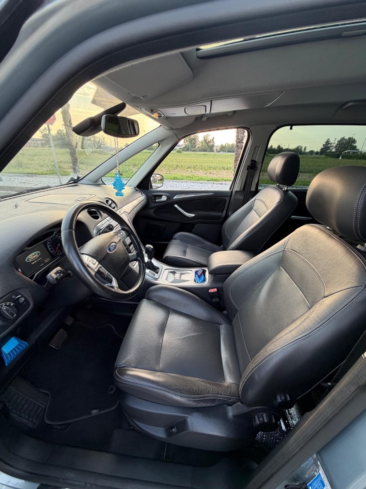 Ford Galaxy 2.0 TDCi 140 CV 6tr. Ghia DPF