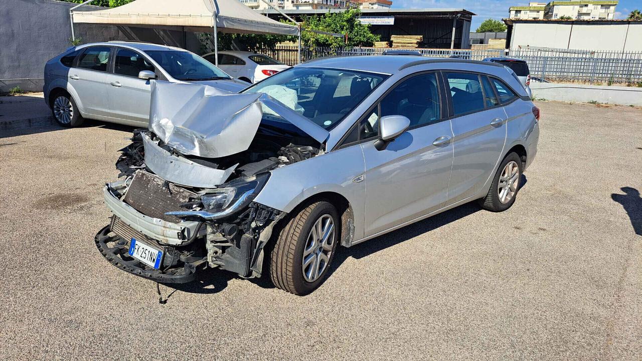 Opel Astra 1.6 CDTi 110CV Sports tourer