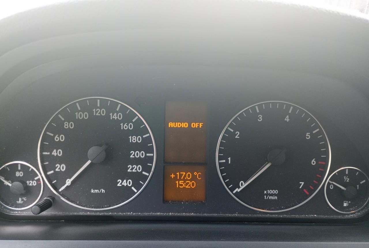 Mercedes-benz A 150 benzina