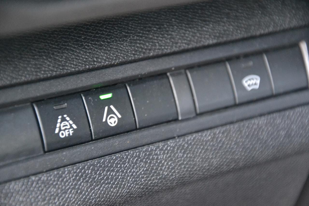 Peugeot 5008 2.0 HDi 180CV GT 7 POSTI AUT.**PREZZO REALE*UNIPRO