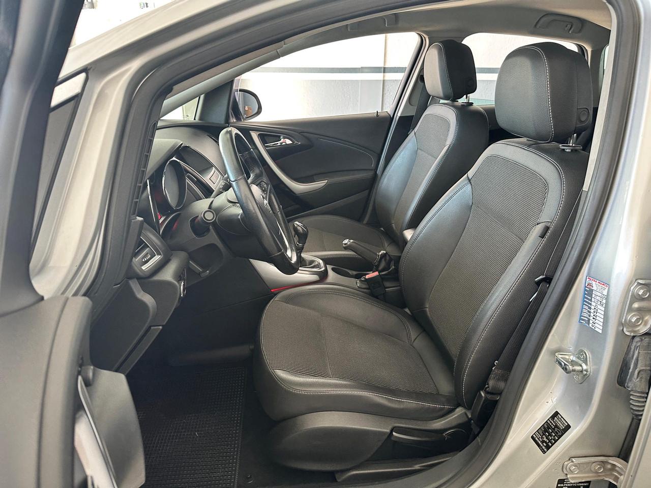 Opel Astra 5p 1.7 cdti Cosmo 125cv