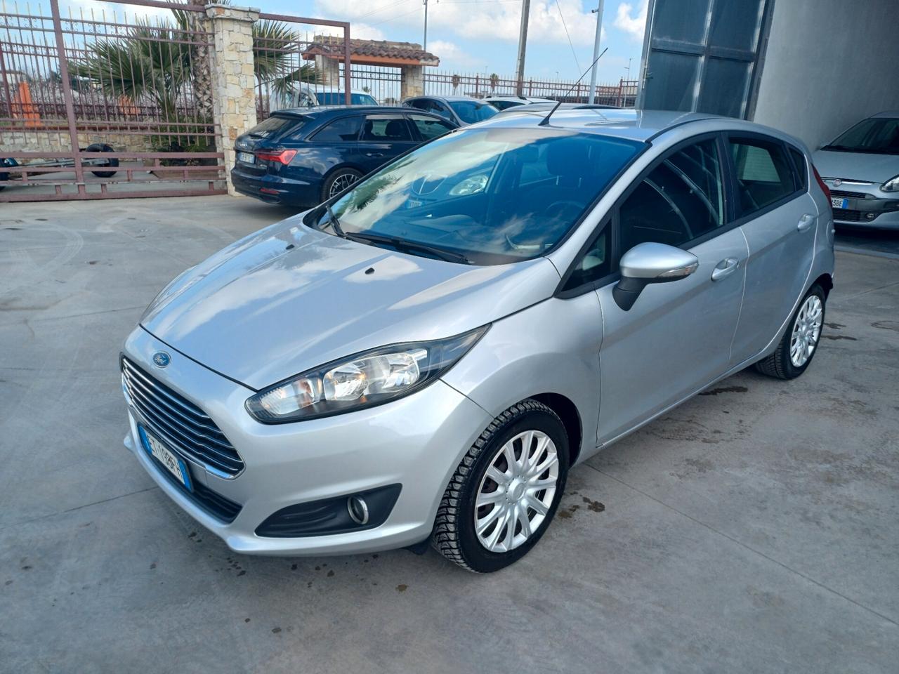 Ford Fiesta 1.5 TDCi 75CV 5 porte Titanium
