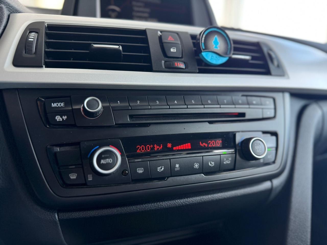 Bmw 320d cat Attiva Berlina 50.000km