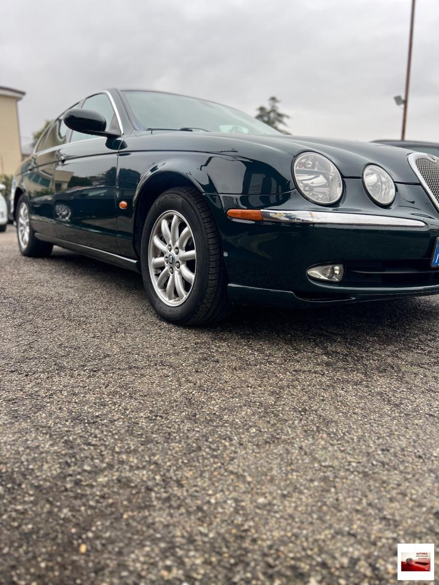 JAGUAR - S-Type - 2.5 V6 24V Executive
