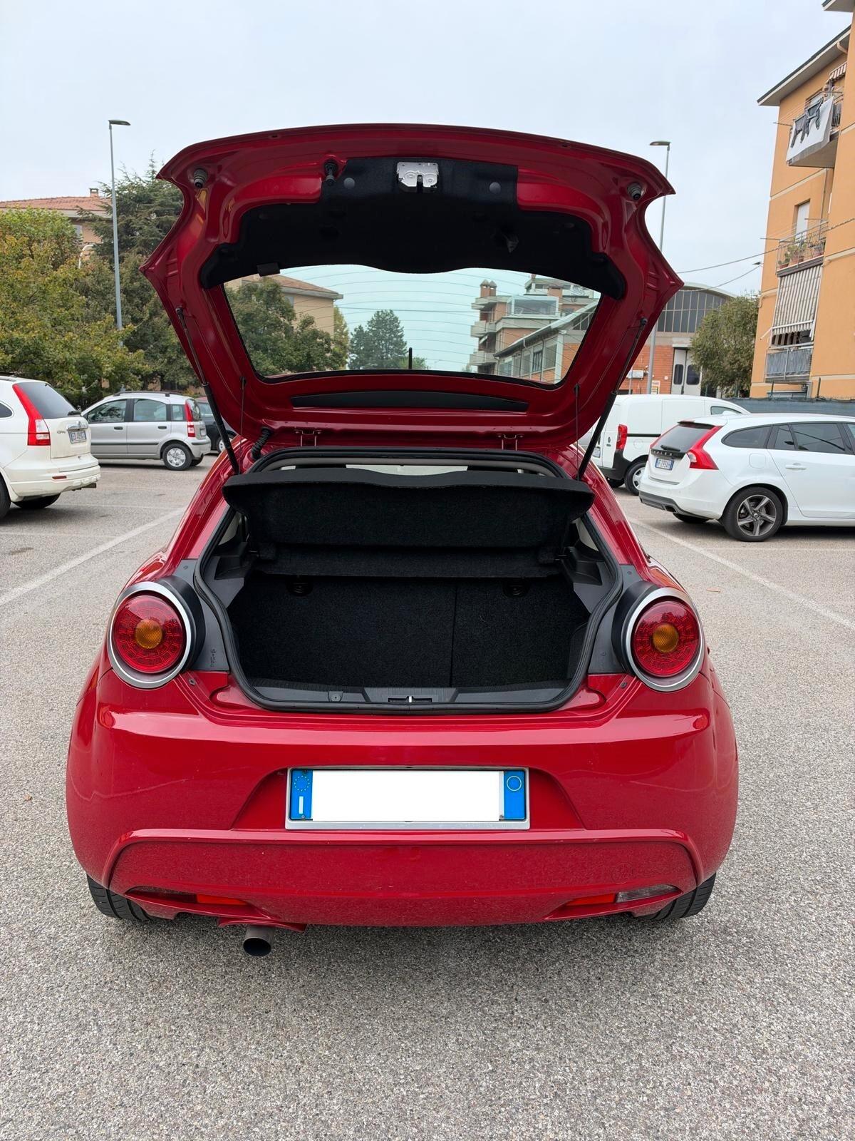 Alfa Romeo MiTo 0.9 - NEOPATENTATI - 12 MESI DI GARANZIA -