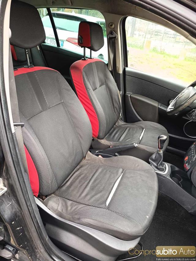 RENAULT Clio 1.5 dCi 70CV 5 porte