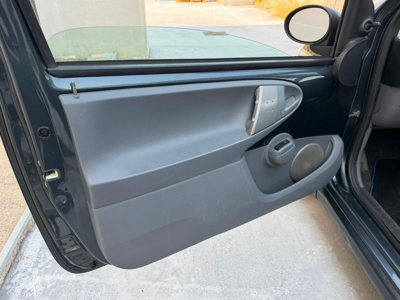 Toyota Aygo 1.0 12V VVT-i CAMBIO AUTOMATICO