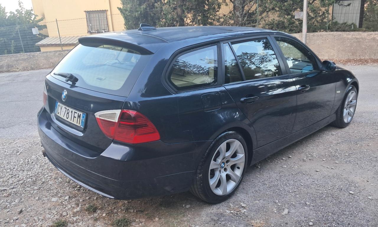 Bmw serie 3 - 320d Futura Touring