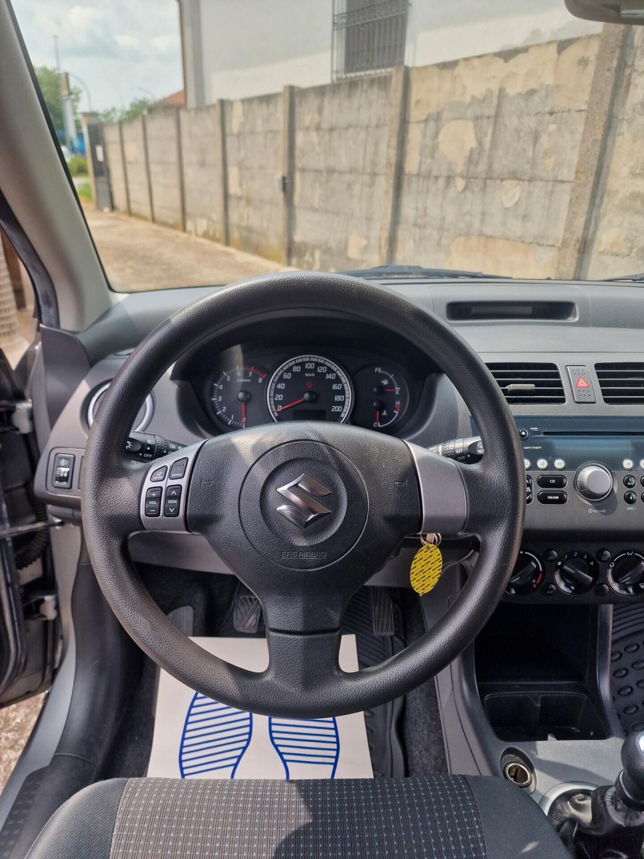 Suzuki Swift 1.3 5p. GL frizione nuova.