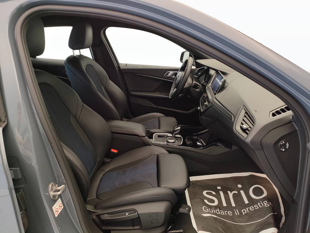 BMW Serie 1 F40 - 118d Msport auto