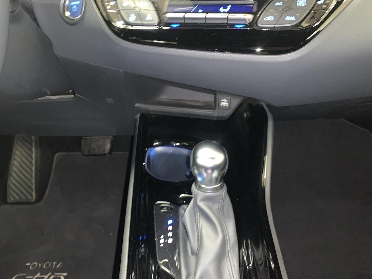 Toyota C-HR 2.0h Trend e-cvt