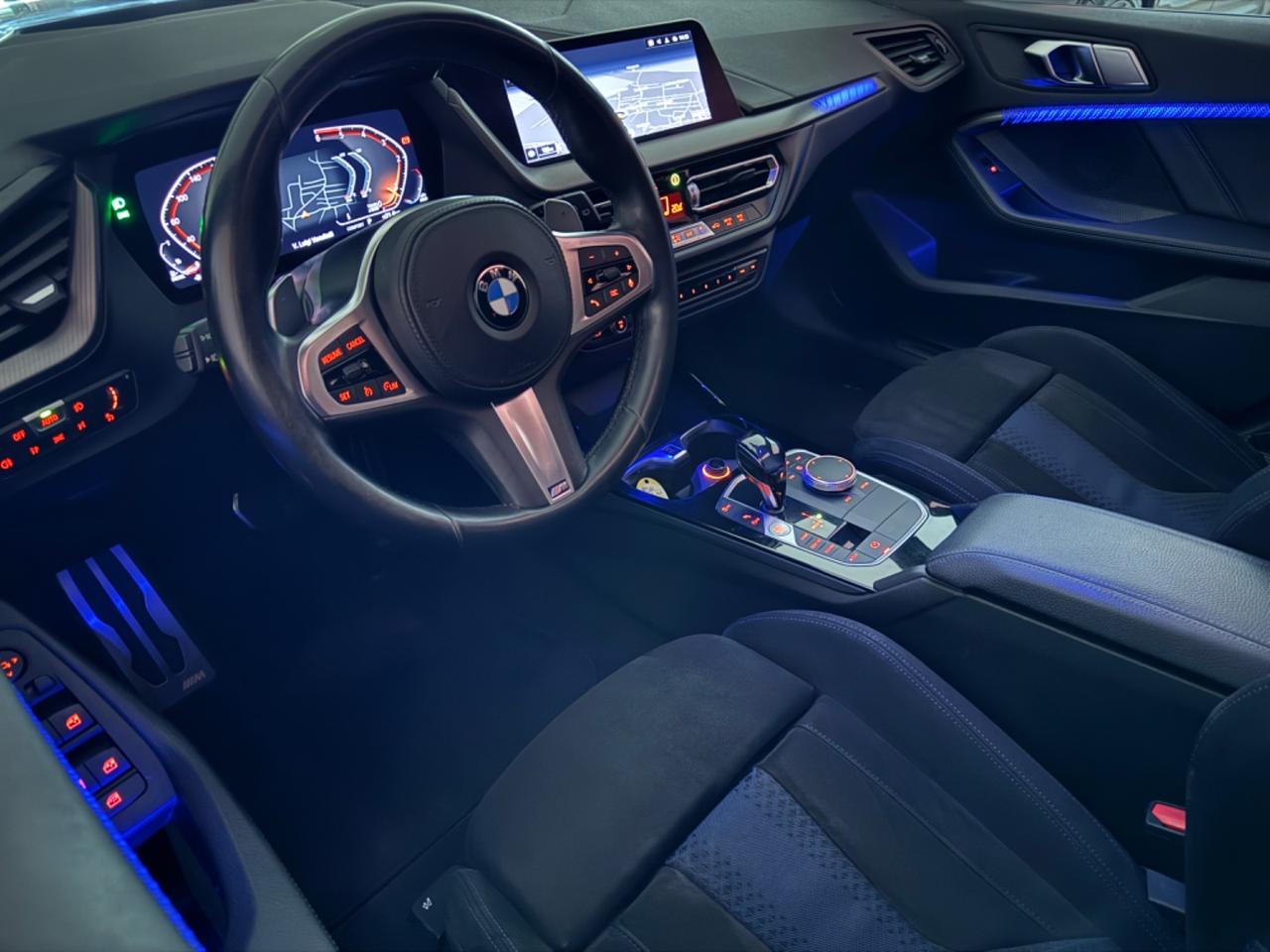 Bmw 118d M-SPORT AUTO TETTO APRIBILE