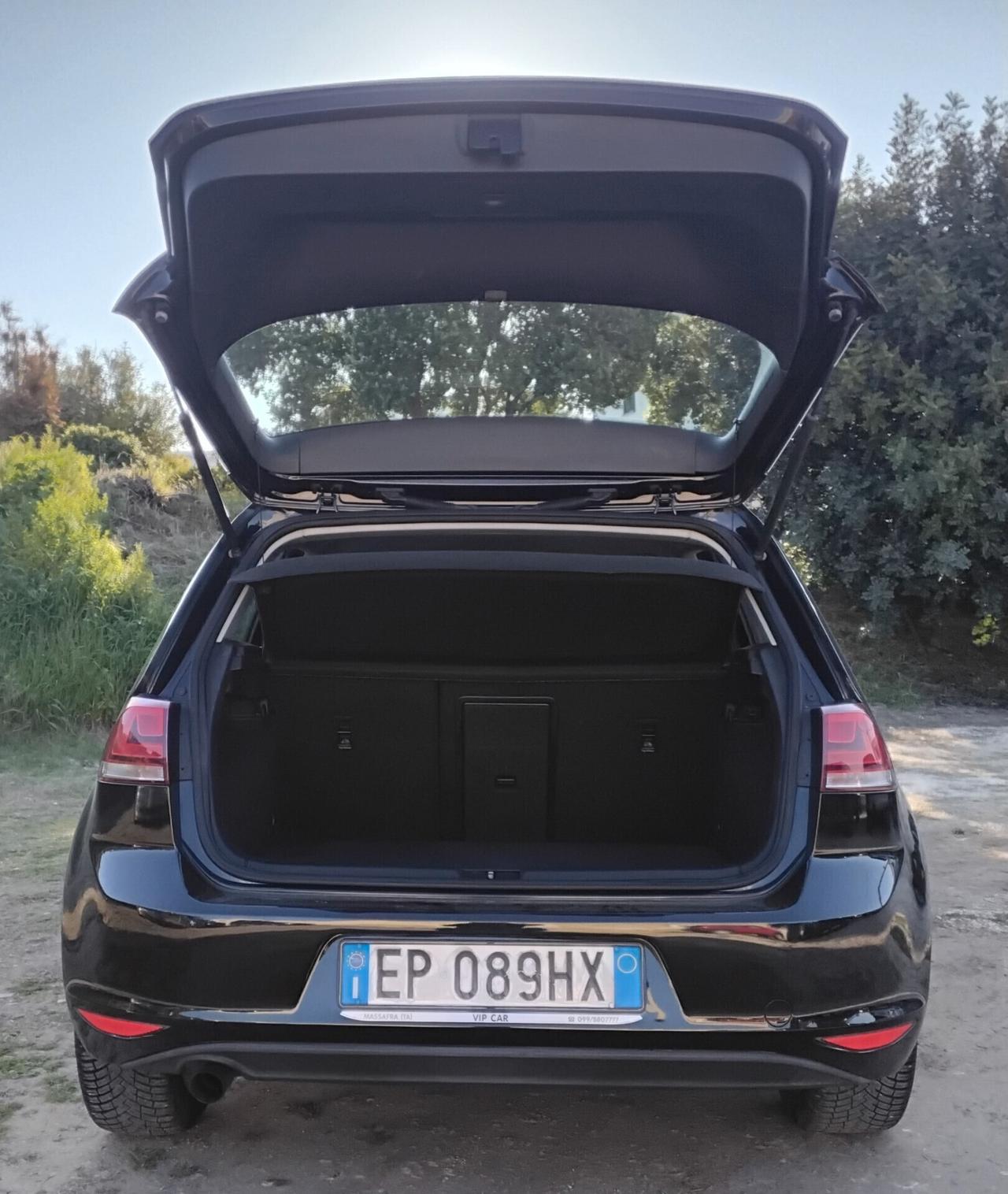 Volkswagen Golf 1.6 TDI DPF 5p. Highline