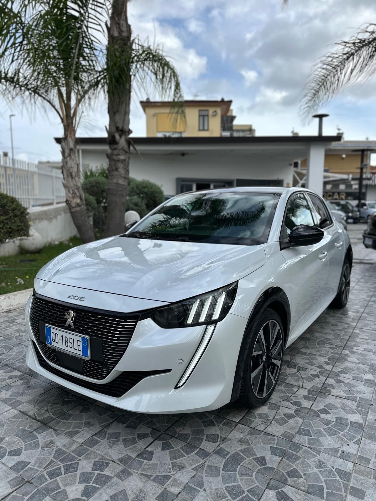 Peugeot 208 PureTech 100 Stop&Start EAT8 5 porte GT Line