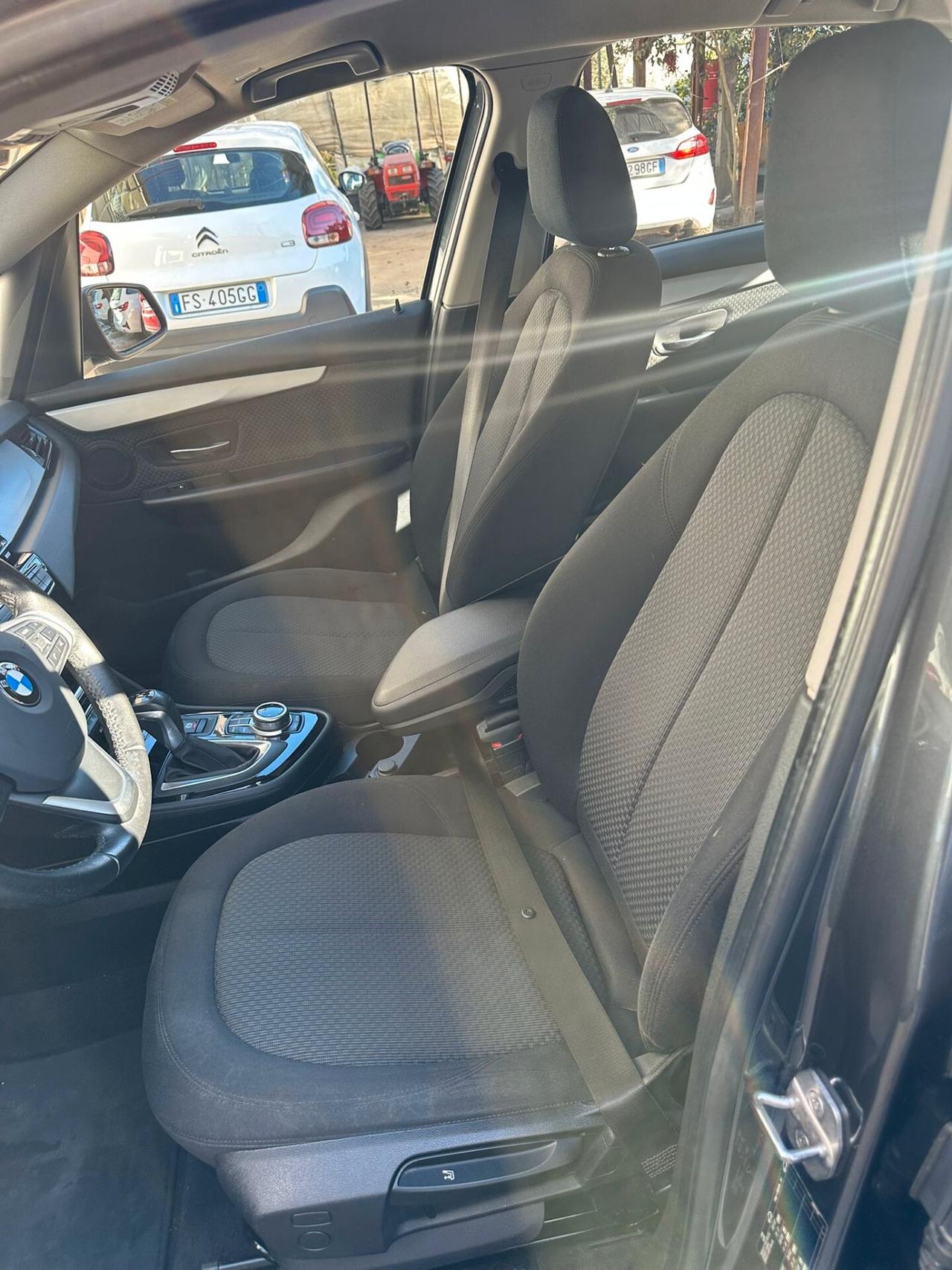 Bmw 2er Active Tourer 218d Advantage