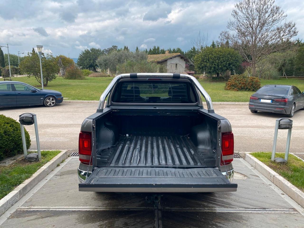 Volkswagen Amarok 3.0 V6 TDI 224 CV 4MOT.BMT permanente aut.DC Highline