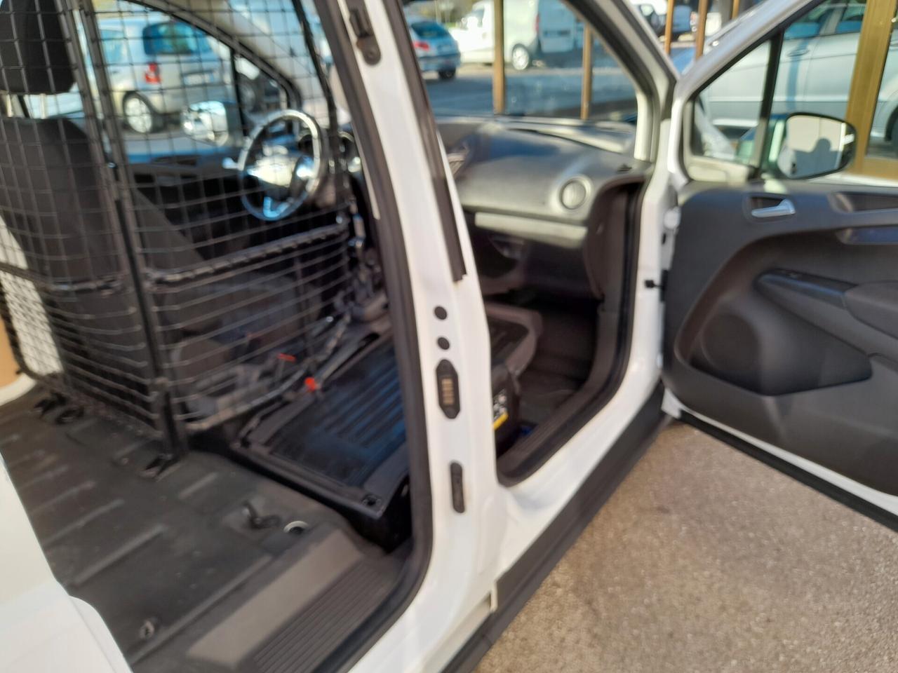 Ford Tourneo Courier Tourneo Courier 1.5 TDCI 75 CV Plus