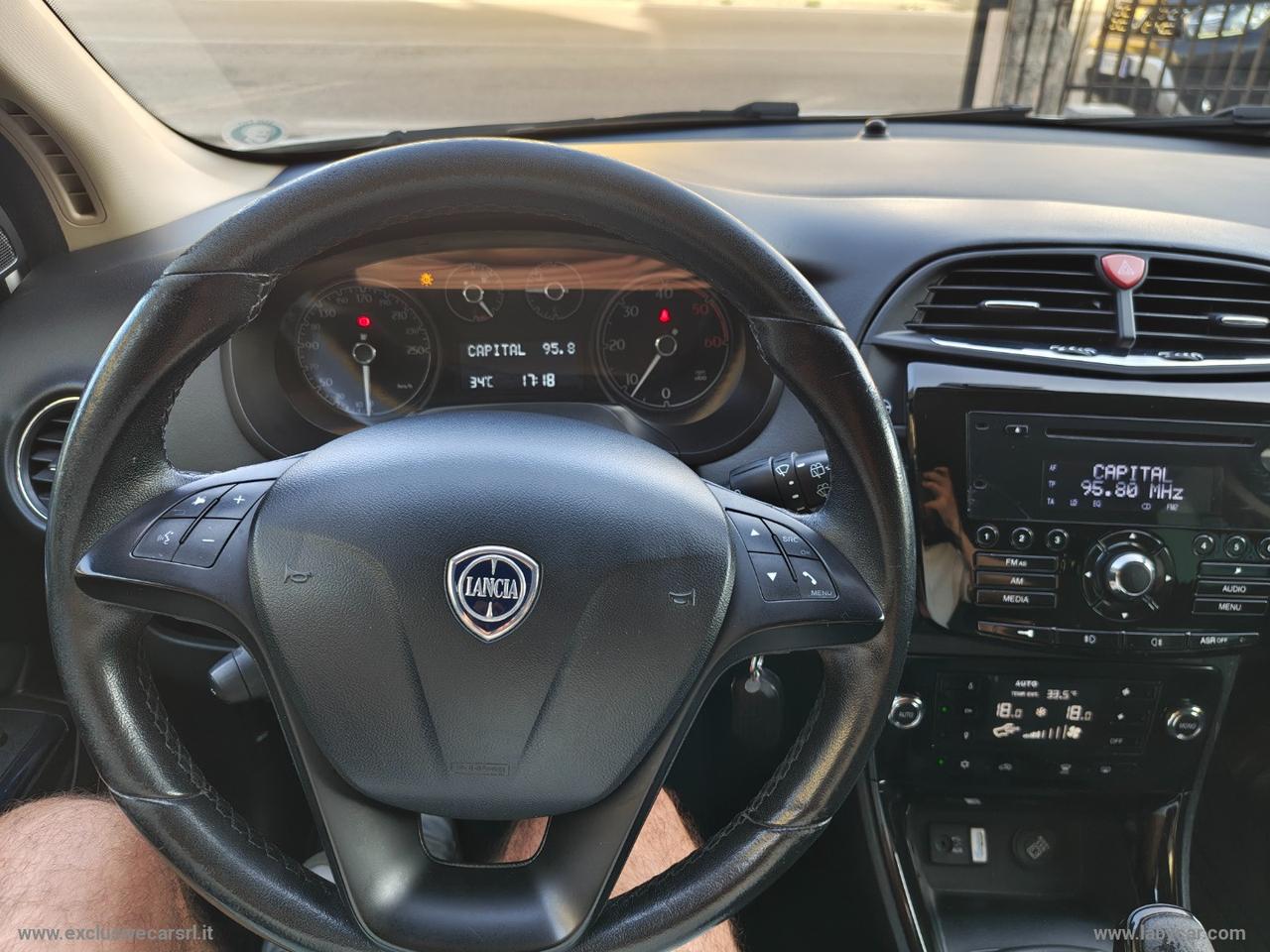 LANCIA Delta 1.6 MJT 105 CV Silver