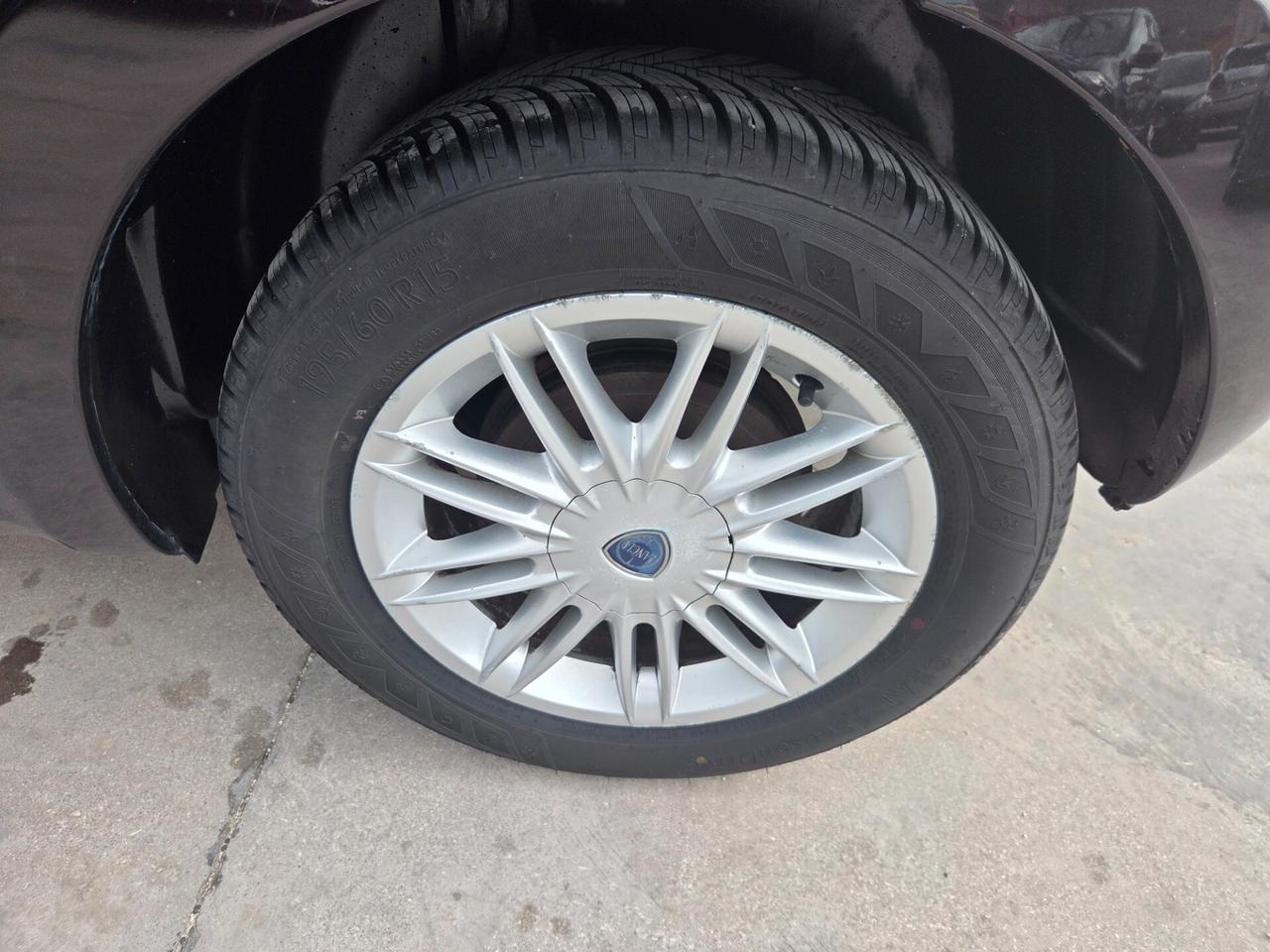 Lancia MUSA 1.3 Mjt 16V 95 CV S&S DPF Oro