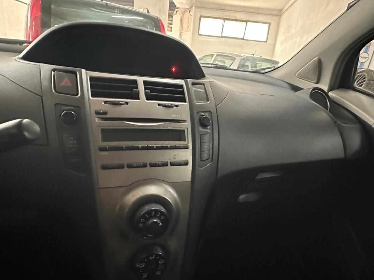 Toyota Yaris 1.0 3 porte RATE / FINANZIAMENTI