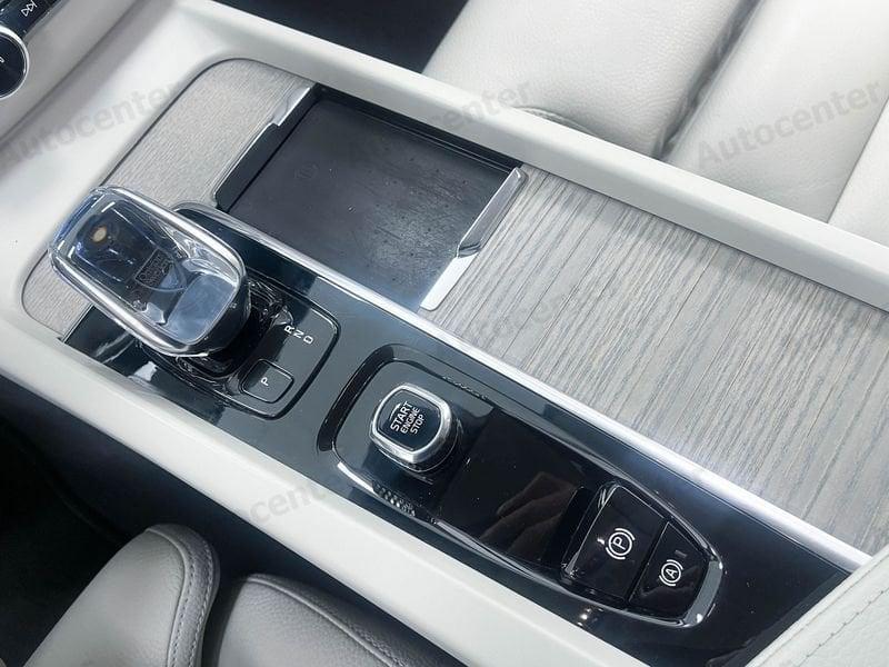 Volvo XC60 XC60 B4 (d) TRAZ. ANT AUT INSCRIPTION