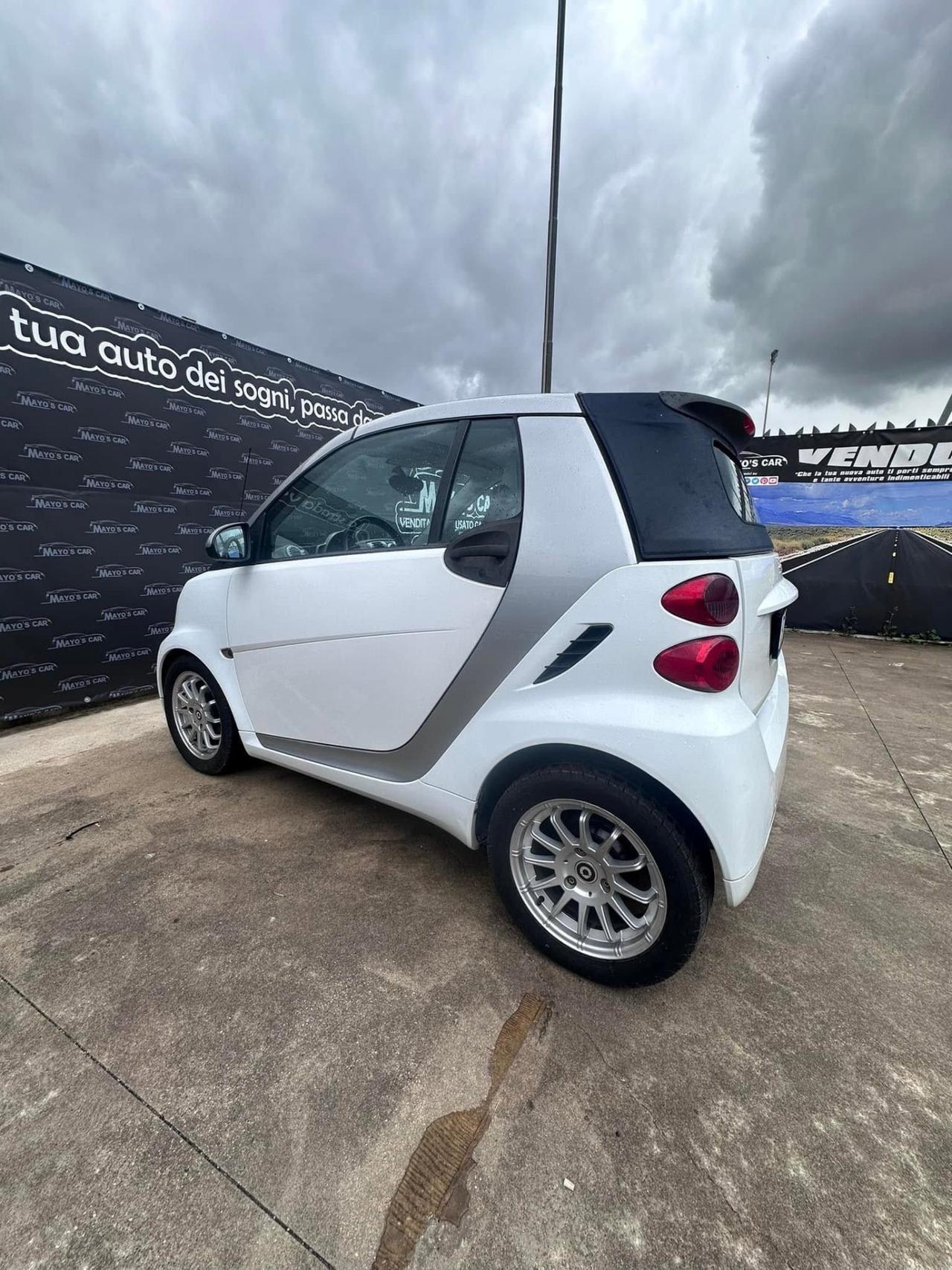 SMART FORTWO (anno 2011)