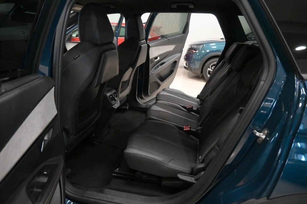PEUGEOT 5008 1.5 BLUEHDI 131CV EAT8 SeS 7POSTI ALLURE PACK ( FARI LED - I-COCKPIT - NAVI - MIRROR - SENSORI POST. - TELECAMERA POST. - CERCHI 18 )
