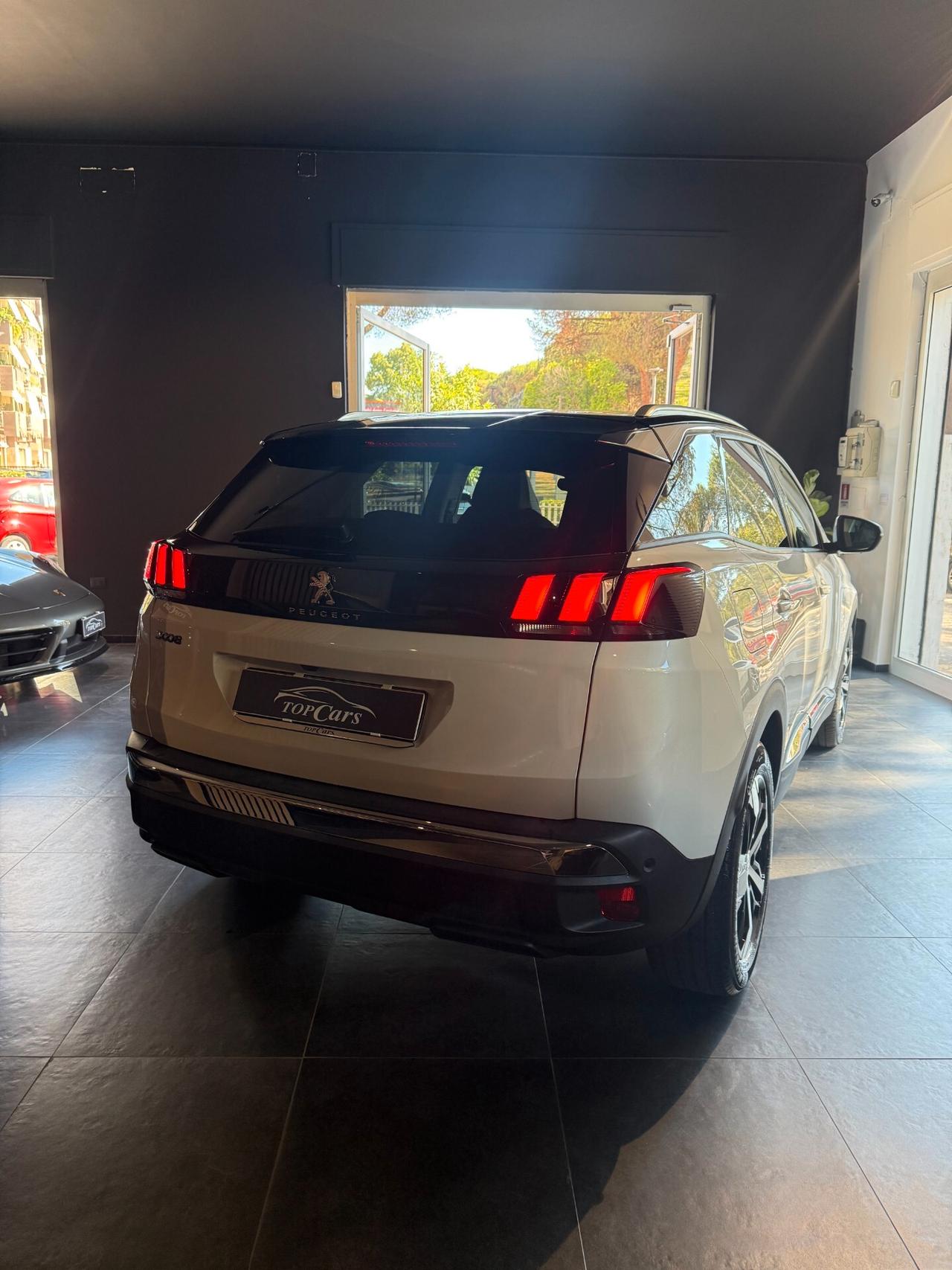 Peugeot 3008 BlueHDi 130 S&S Allure