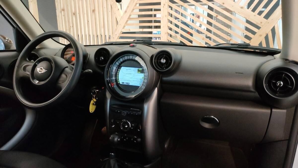 Mini Countryman 2.0 Cooper D Business auto E6