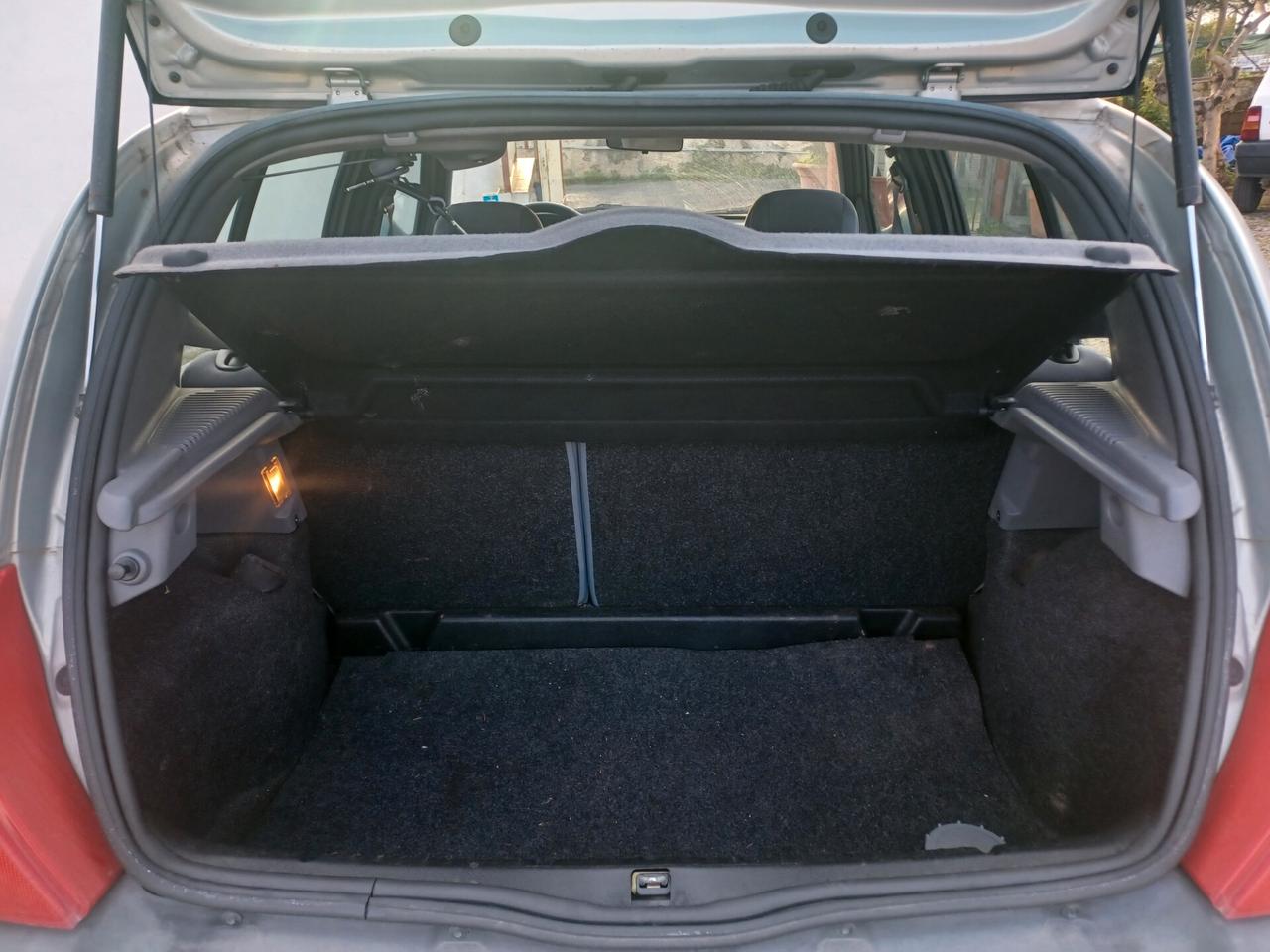 Renault Clio AUTOMATICA SOLO 30000 KM!!!!!