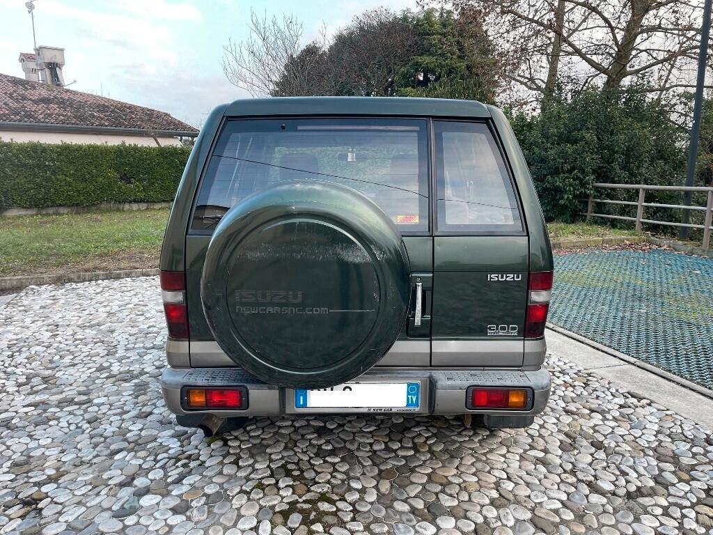 Isuzu Trooper 3.0 16V TDI cat 3 porte RS