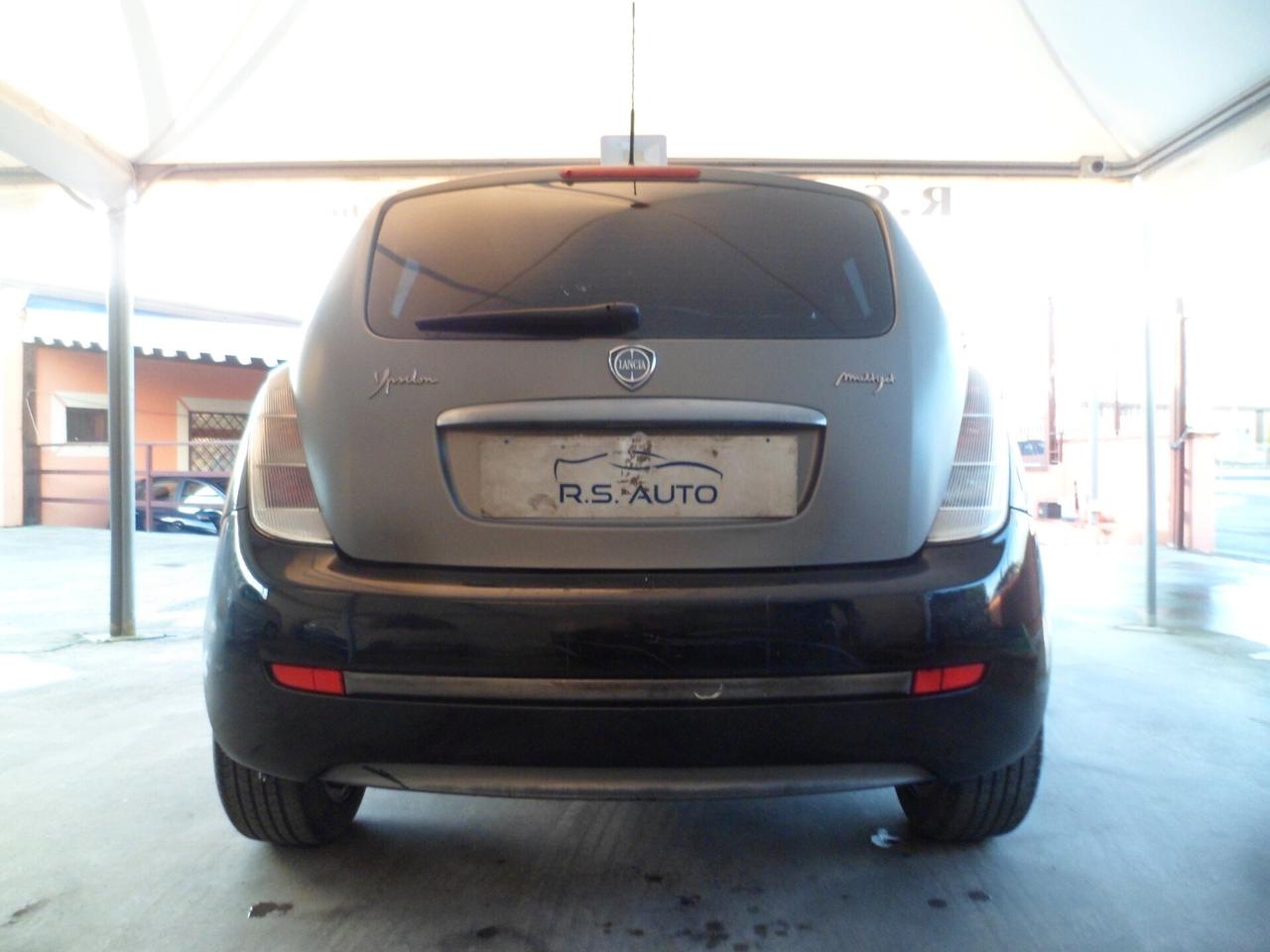 Lancia Ypsilon 1.3 MJT 90 CV MomoDesign 07