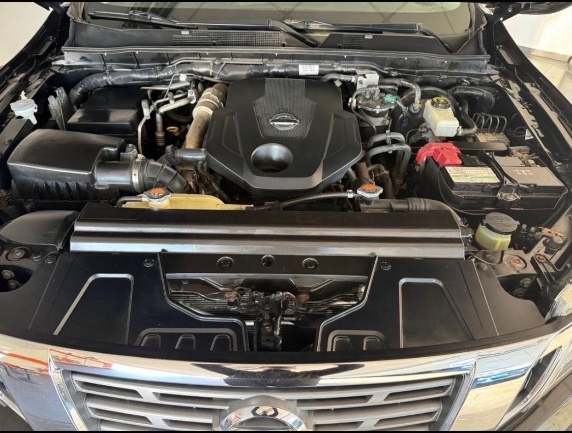 Nissan Navara 2.3 dCi 190 CV 4WD Double Cab Tekna * Cambio 6M