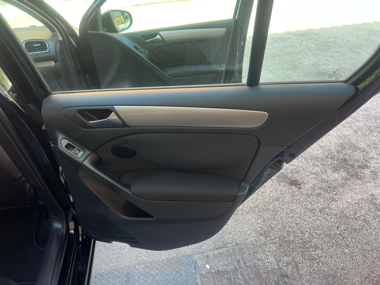 Volkswagen Golf Business 1.6 TDI 5p. Highline