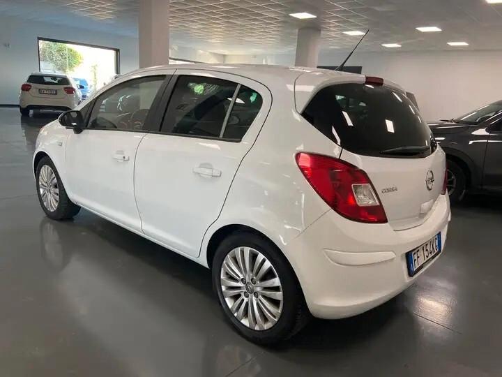 Opel Corsa 1.2 85CV 5 porte GPL-TECH One