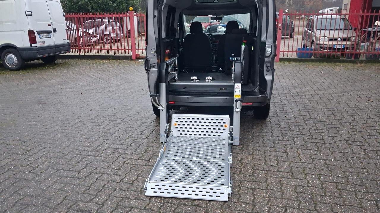 Fiat Doblo Doblò 1.6 MJT USO SPECIALE TRASPORTO DISABILI