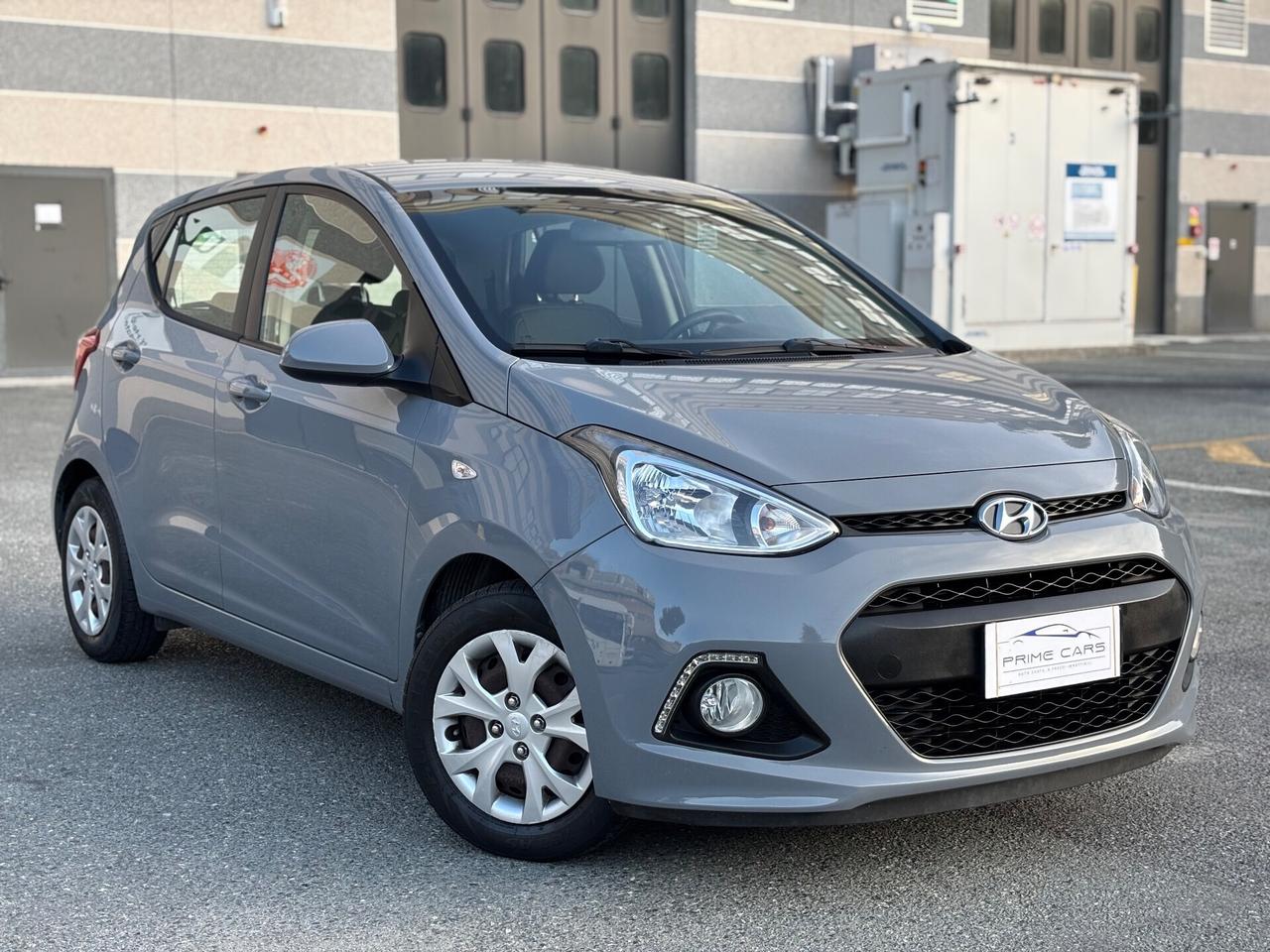 HYUNDAI i10 1.0 BENZINA 5 PORTE PERFETTA 5 POSTI NEOPATENTATI