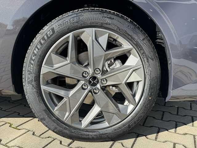 DS DS N 4 DS Hybrid 145 Pallas