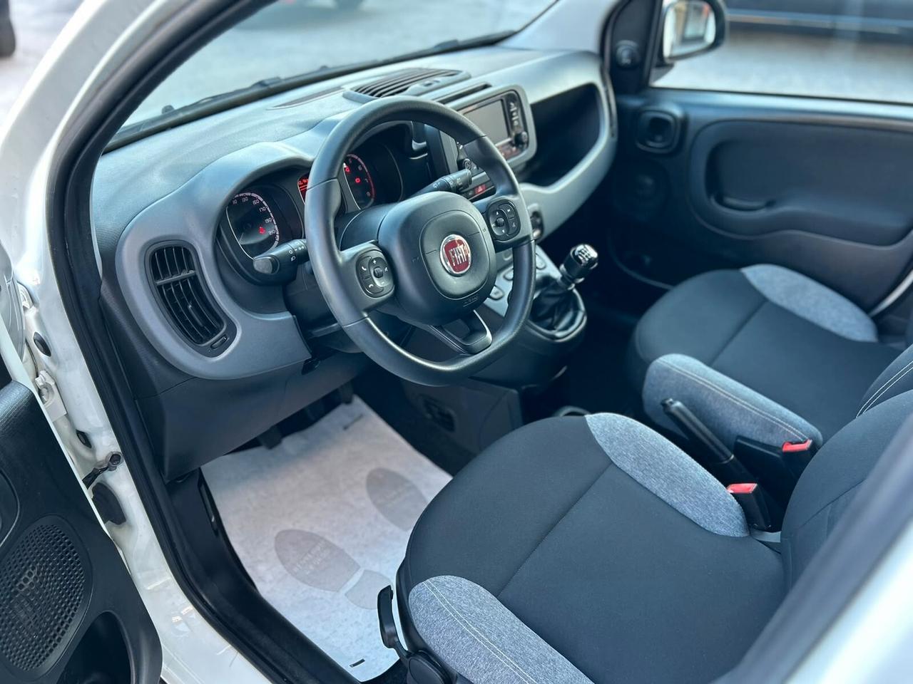 Fiat Panda 1.0 FireFly 70CV Hybrid City Life