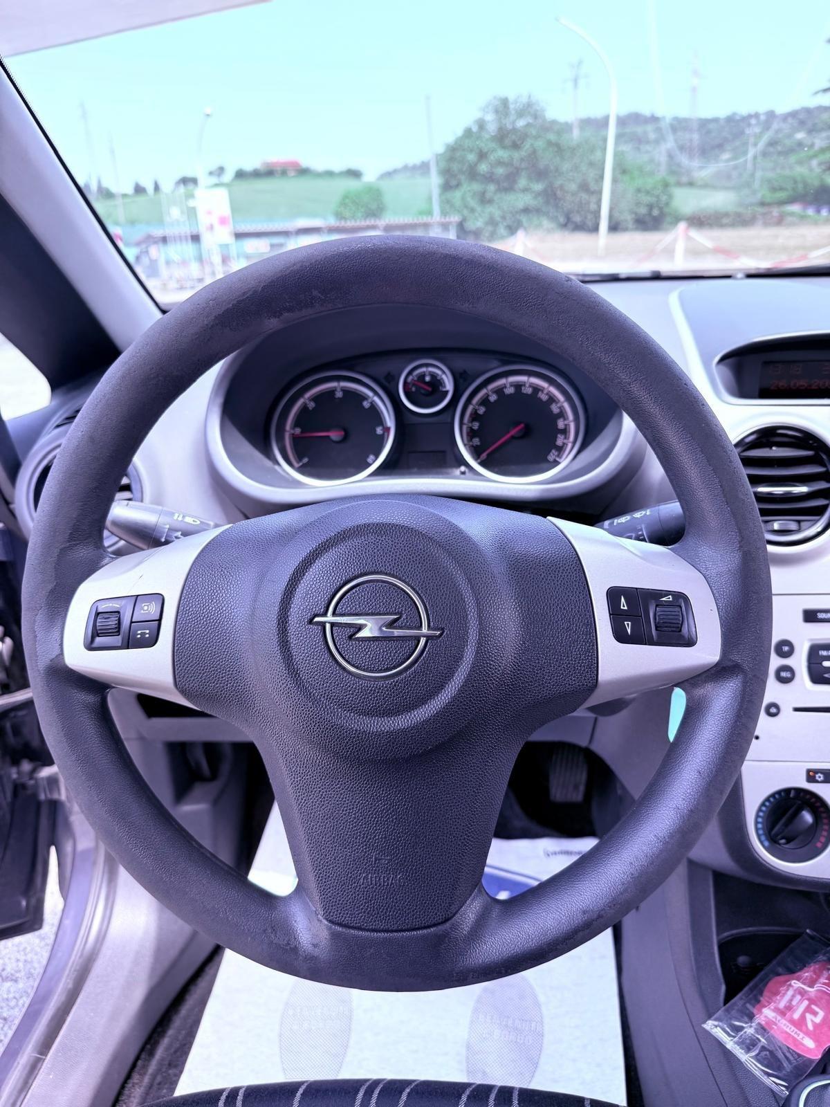 Opel Corsa 1.3 CDTI 75CV 5 porte Ok neopatentati