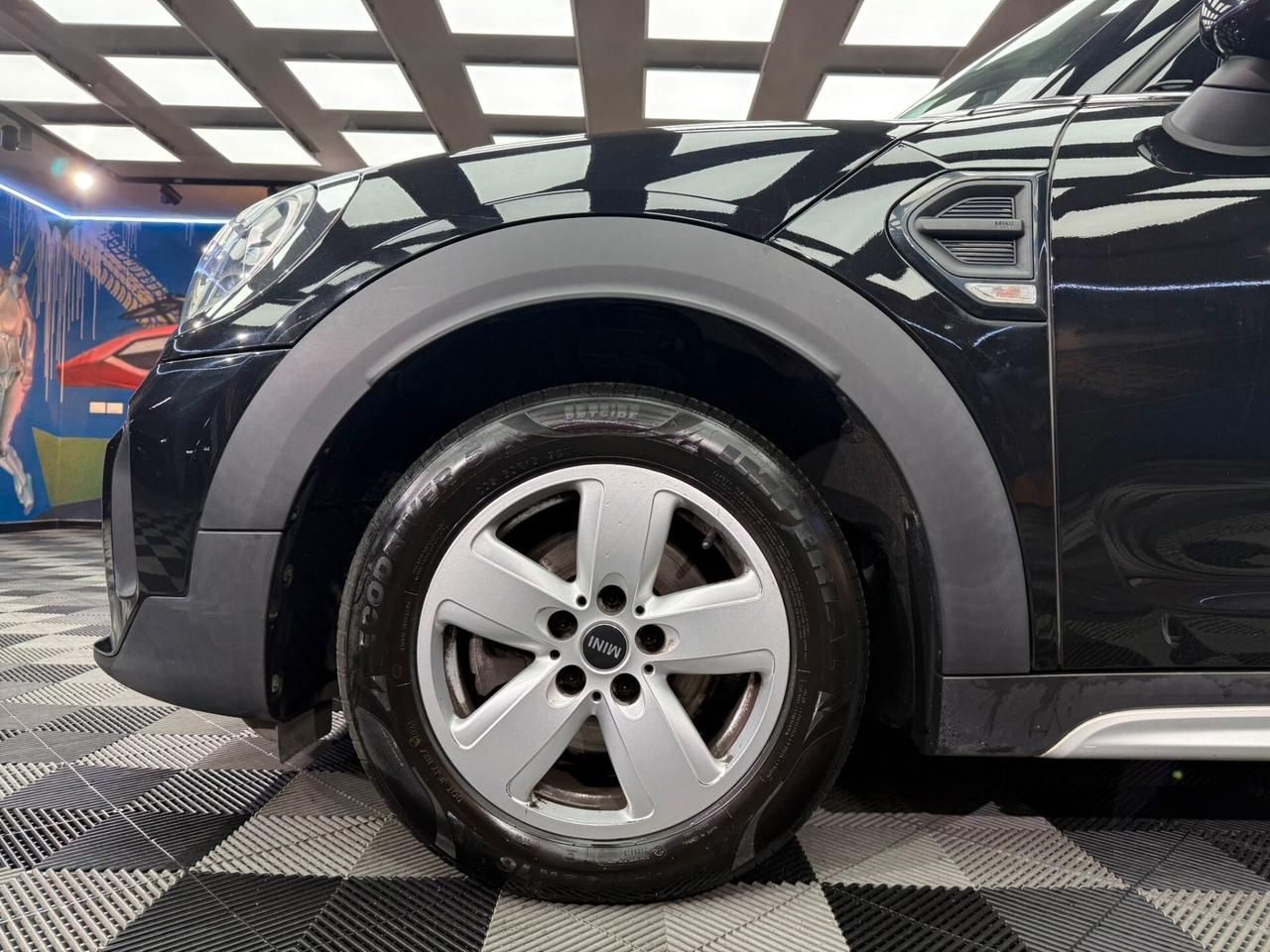 Mini One Countryman 1.5 D JCW (329)