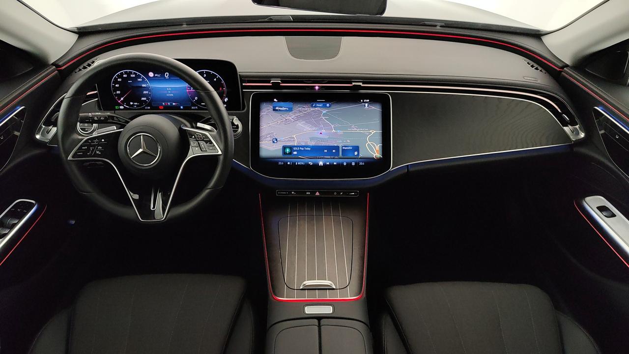 Mercedes-Benz E SW 220 d Advanced auto