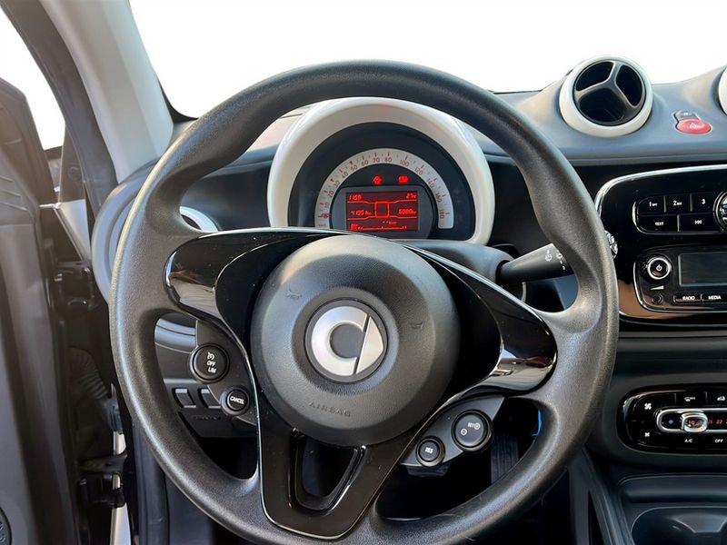 smart fortwo fortwo 70 1.0 twinamic Youngster