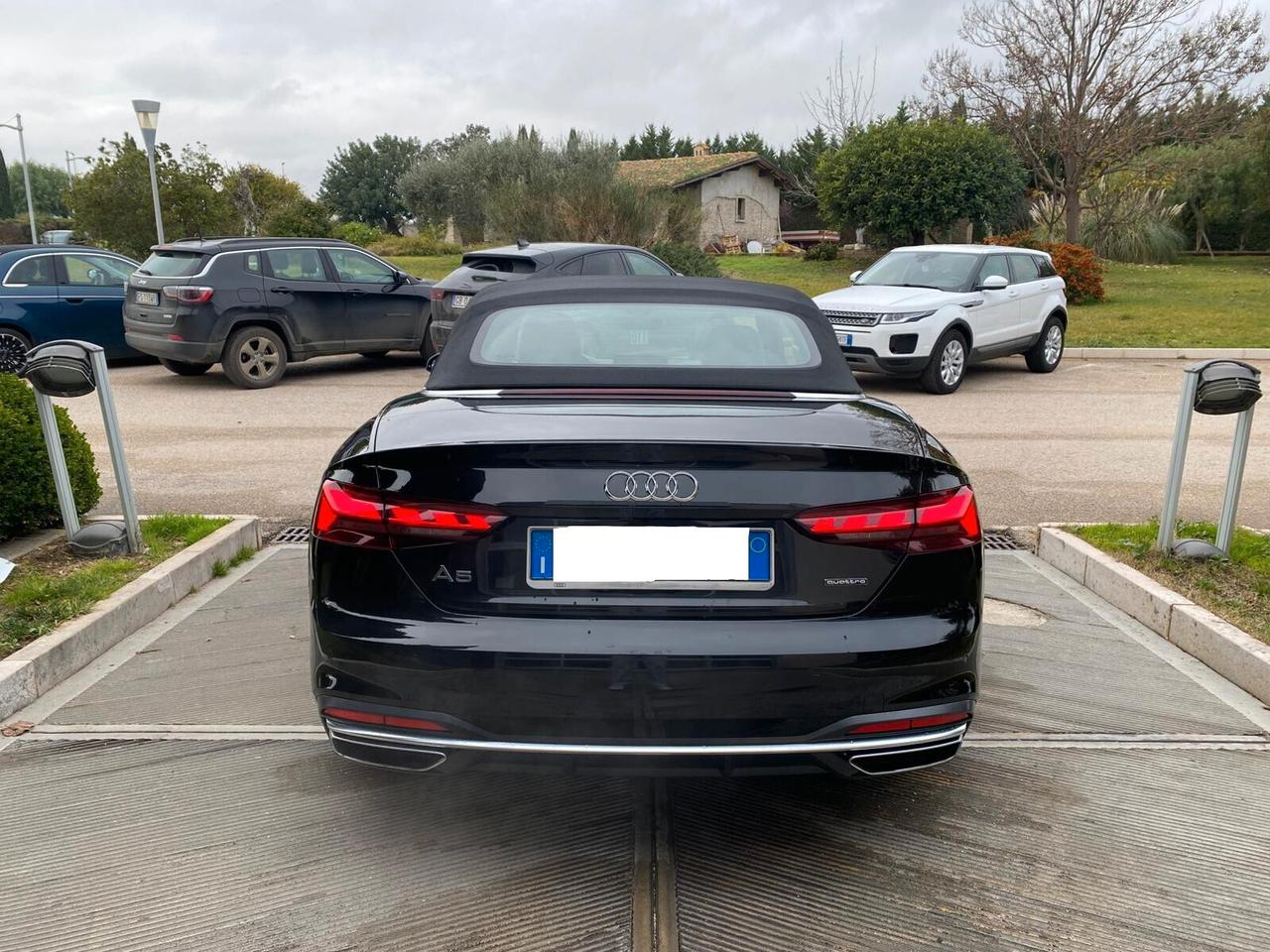 Audi A5 Cabrio 40 TDI quattro S tronic Business Advanced