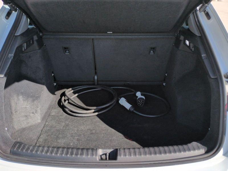 Audi Q4 e-tron Q4 40 e-tron Business Advanced