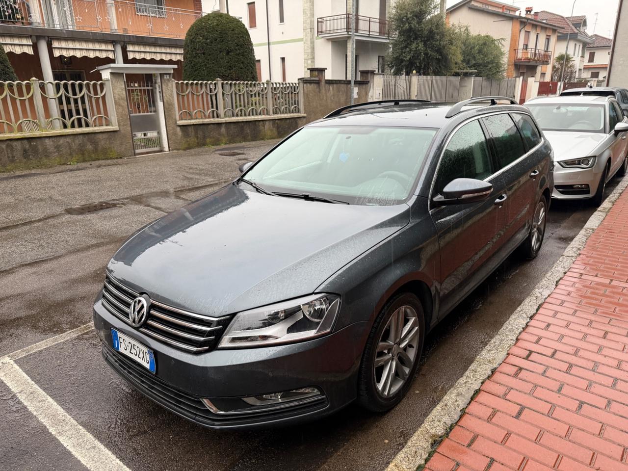 Volkswagen Passat 2012 2.0 TDI Highline manuale 6marce