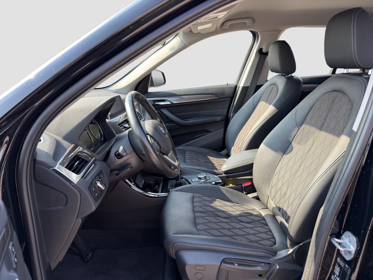 BMW X1 (F48) X1 sDrive18i xLine